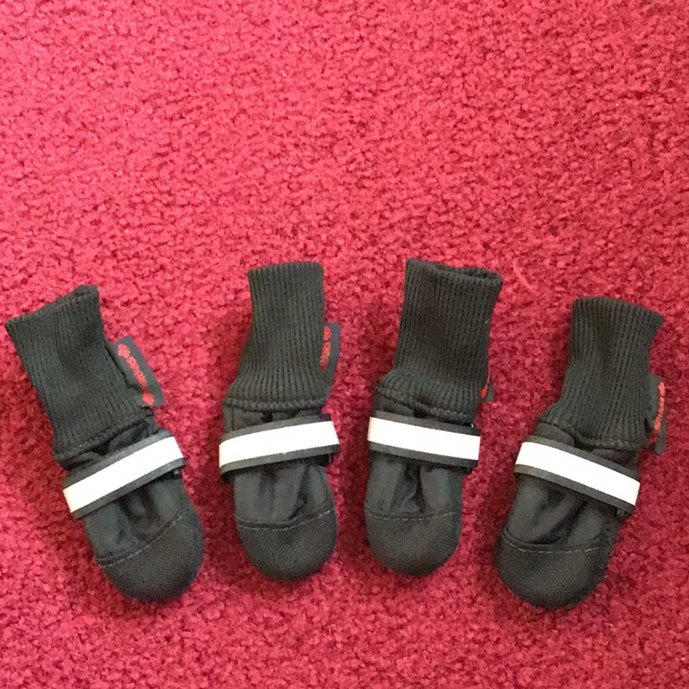 MuttLuks for Dogs! NWOT